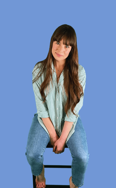 Lindsey, virtual decluttering coach at Simpli-FI Life, helping busy moms.